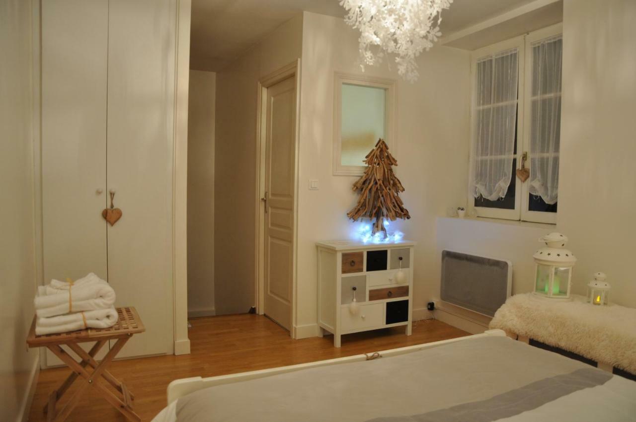 La Marionnette Du Plateau Villa ลียง ภายนอก รูปภาพ